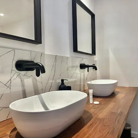 Modern With Pool וילה לה קרואה-ואלמר