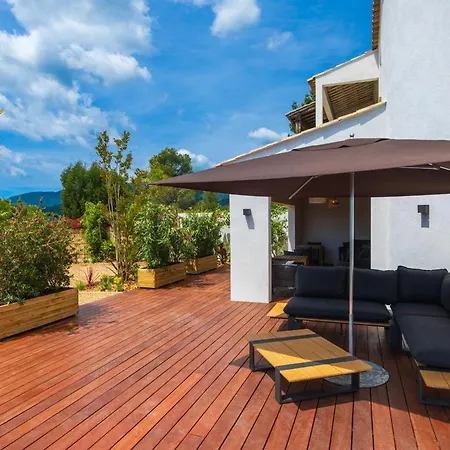 וילה Modern With Pool לה קרואה-ואלמר