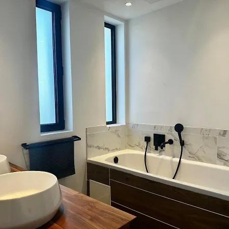 Modern With Pool * La Croix-Valmer