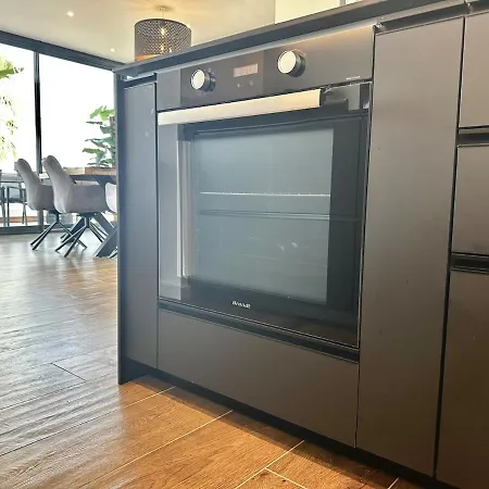 Modern With Pool וילה