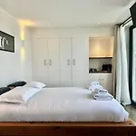 Modern With Pool Villa *