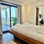 Villa Modern With Pool
