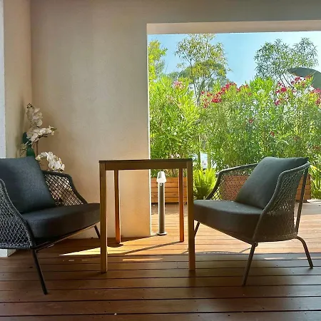 Modern With Pool La Croix-Valmer